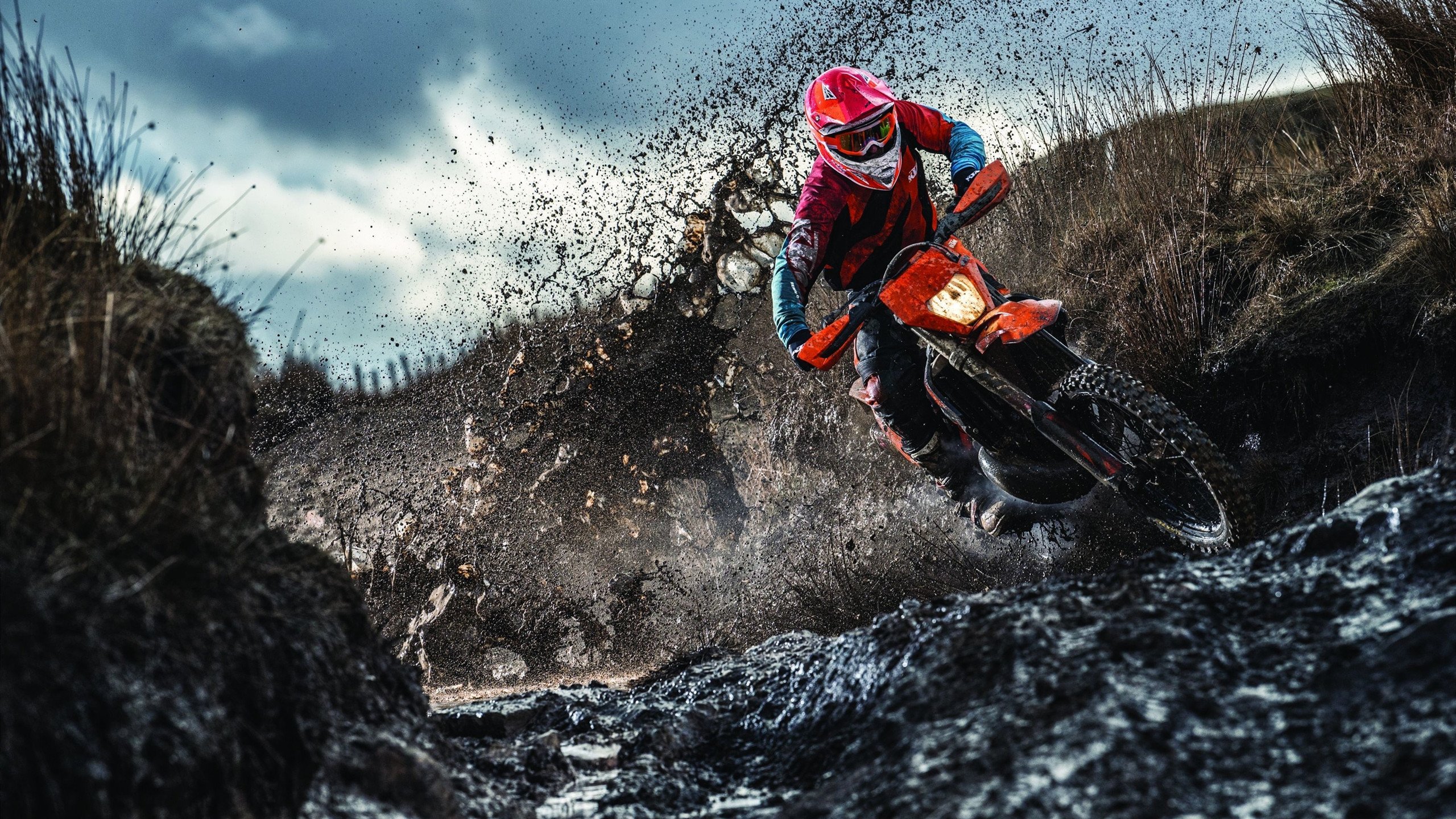 世界城市障碍耐力赛 楼梯、栏杆与坡道成为天然赛道